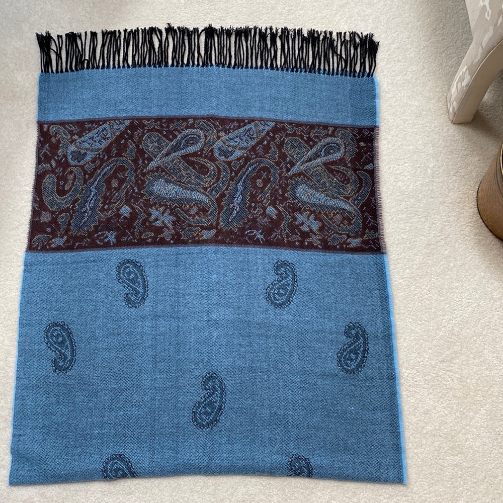 Shawl in blue and brown paisley